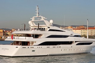 Benetti Seanna superyacht - rear view-001